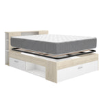 Blanco y madera natural