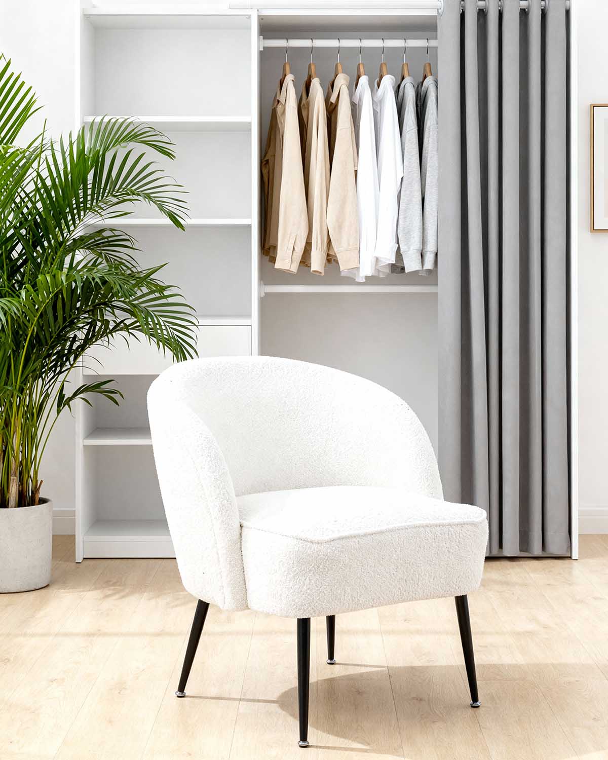 Sillón tapizado en teddy Emma