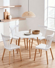 Pack ahorro de mesa Nola y sillas Kaye