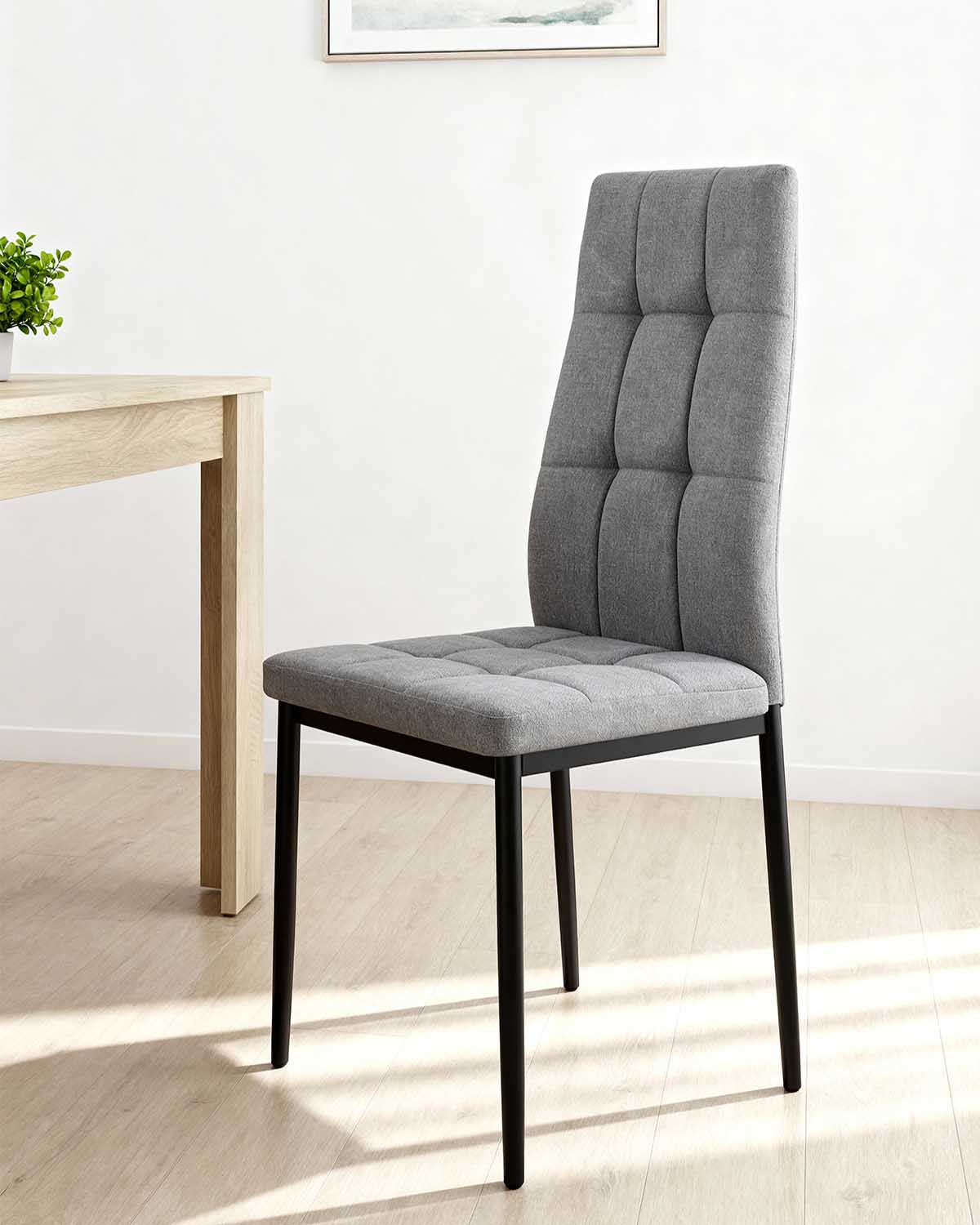 Set de 4 sillas de comedor tapizadas Leonor