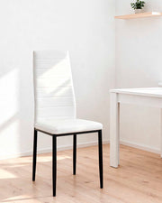 Set de 4 sillas de comedor tapizadas Corina