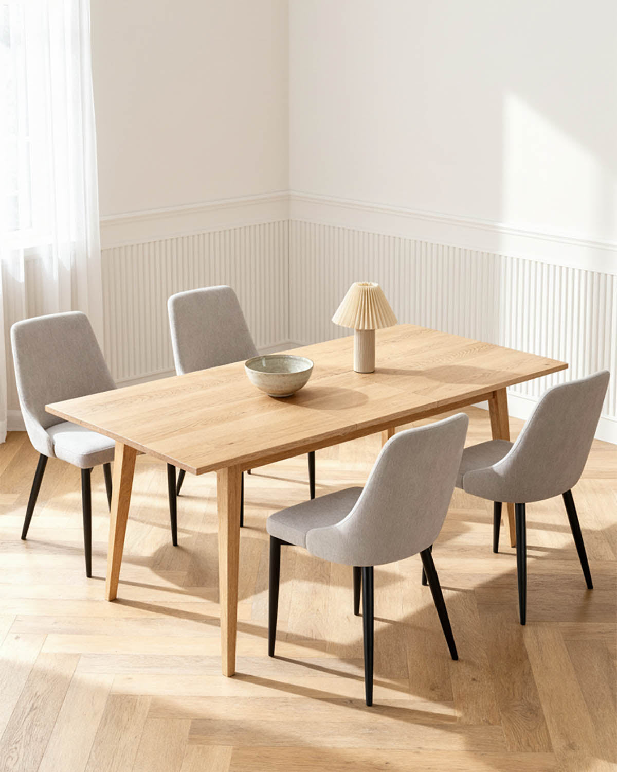 Pack ahorro de mesa extensible Ebony y sillas Agnes