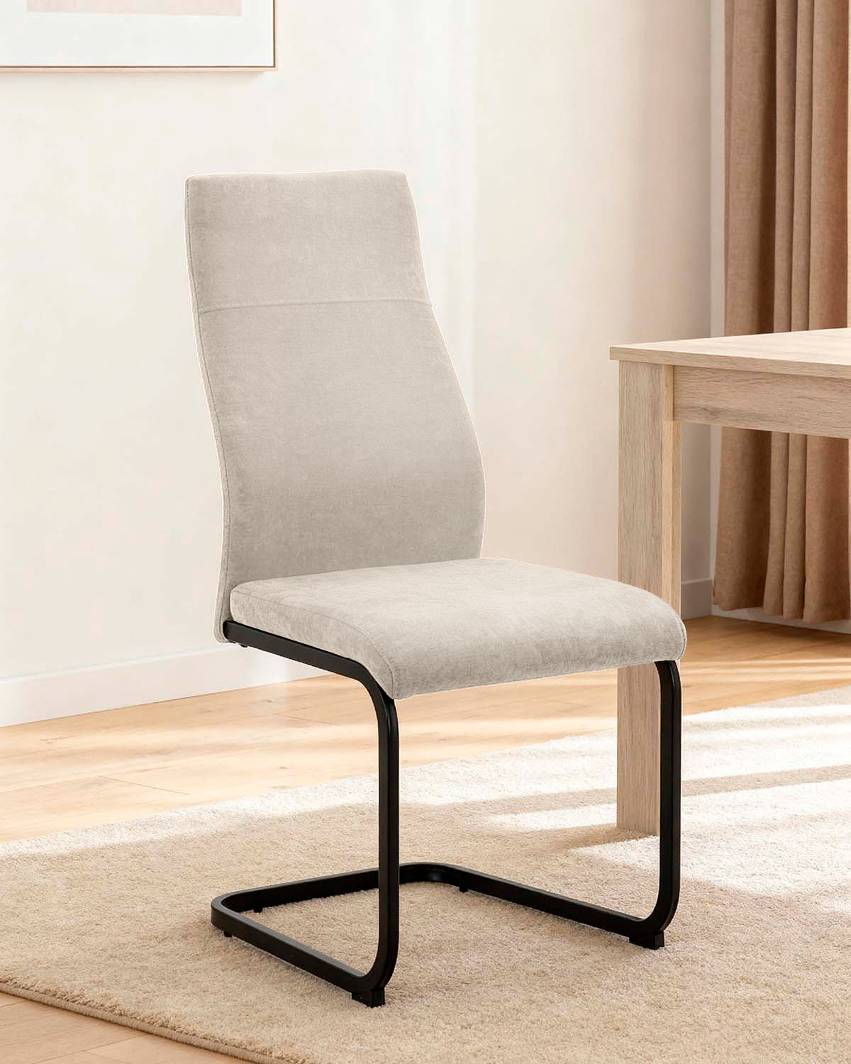 Set de 4 sillas de comedor tapizadas Mae