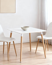 Mesa de comedor cuadrada Nola