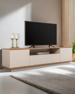 Beige y madera natural